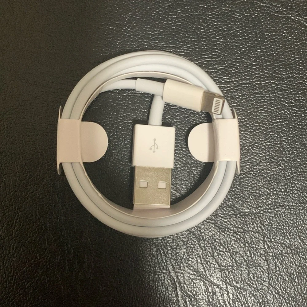 With Charger Box Apple Lightning to USB Cable - 1m